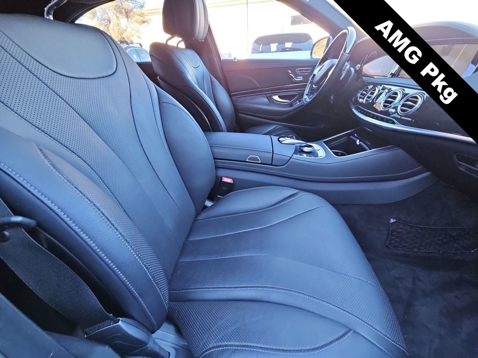 Thumbnail: 2015 Mercedes-Benz S-Class - 18