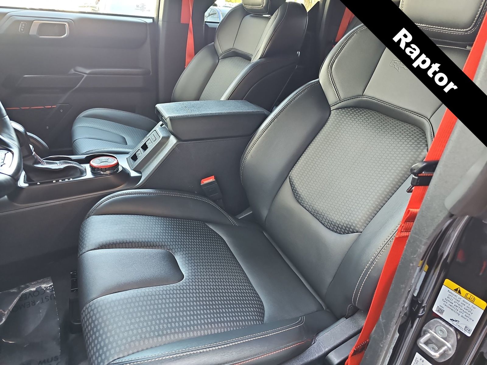 Thumbnail: 2024 Ford Bronco - 15