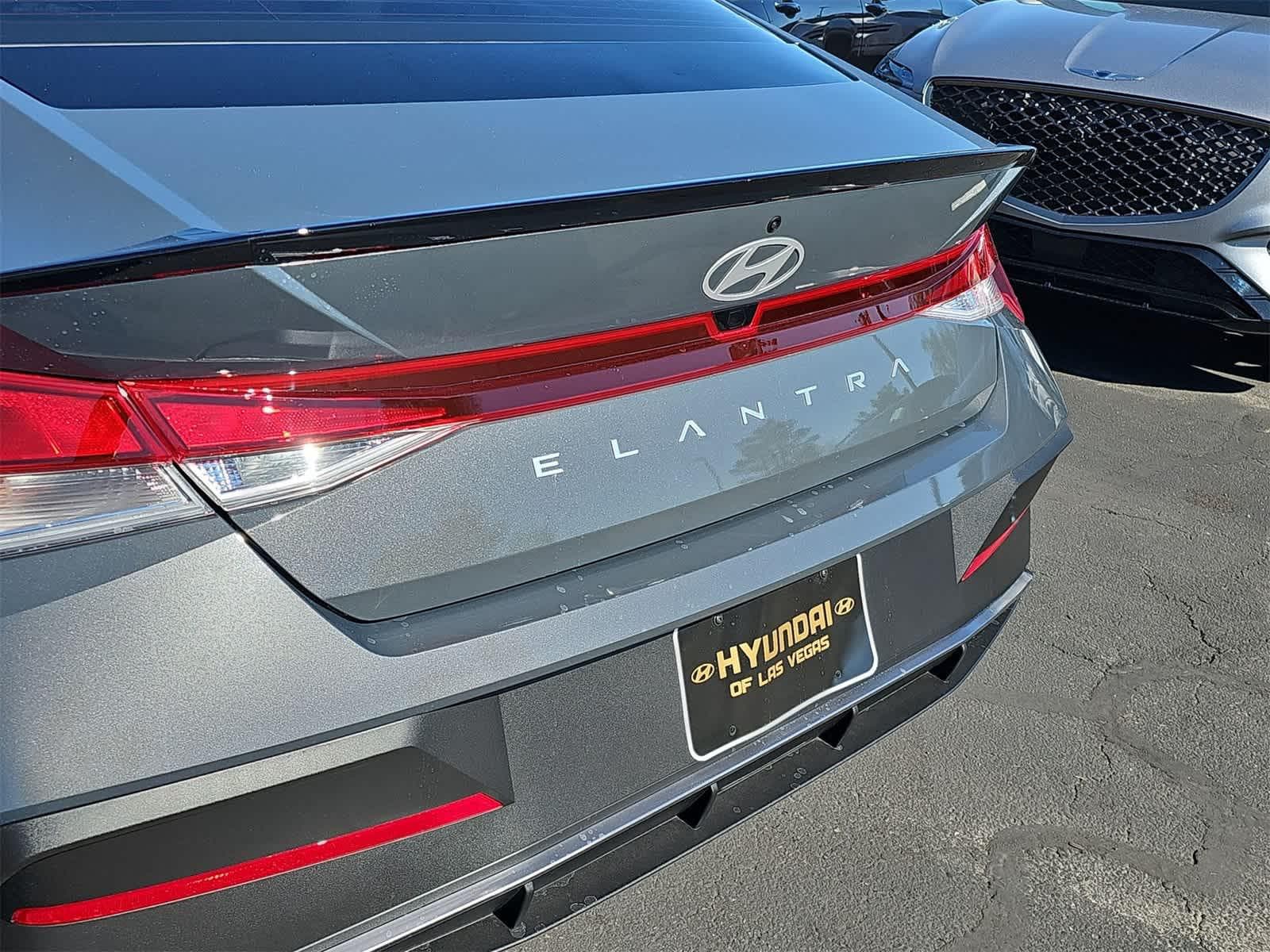 Thumbnail: 2025 Hyundai Elantra - 11