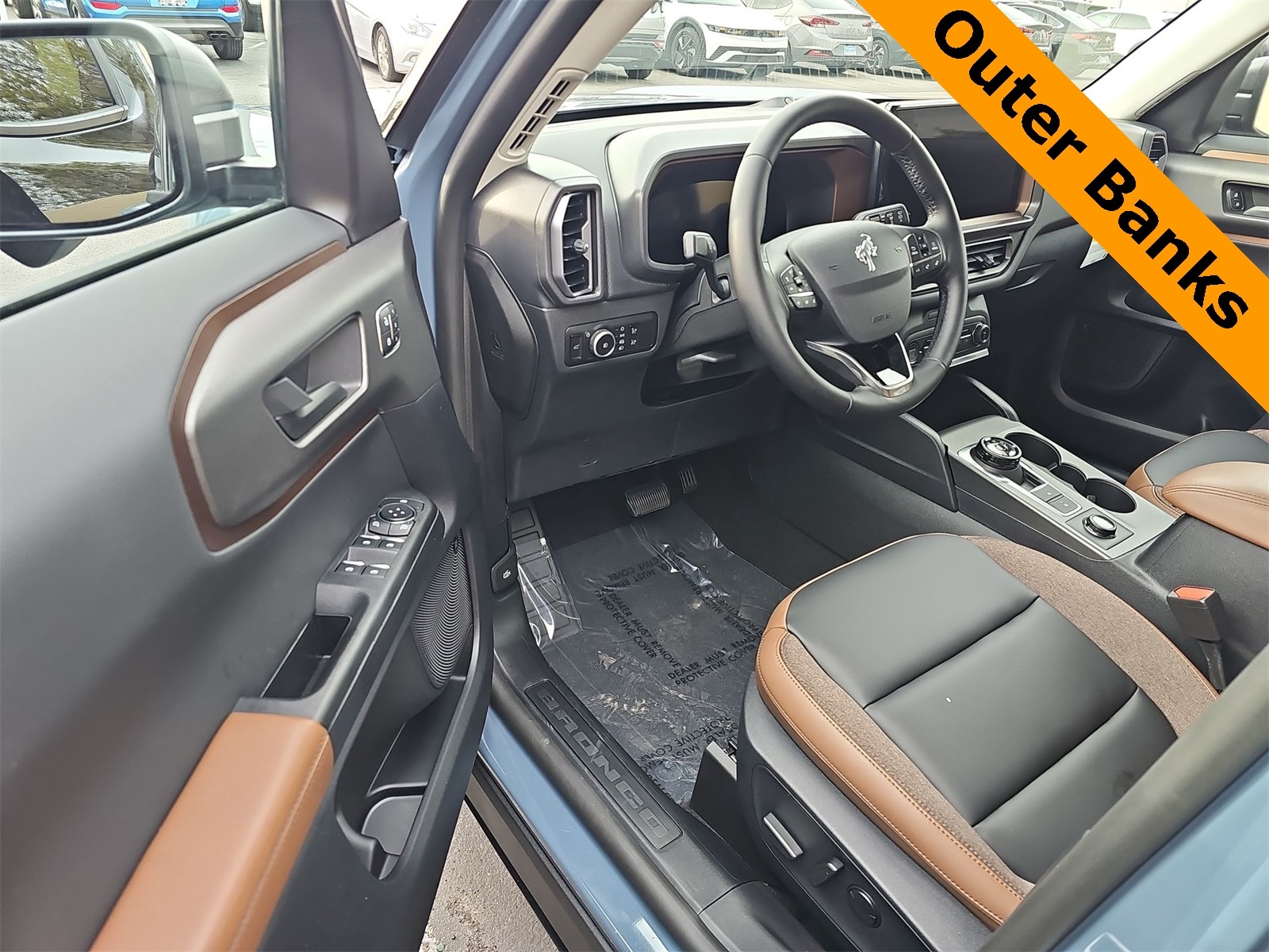 Thumbnail: 2025 Ford Bronco Sport - 10