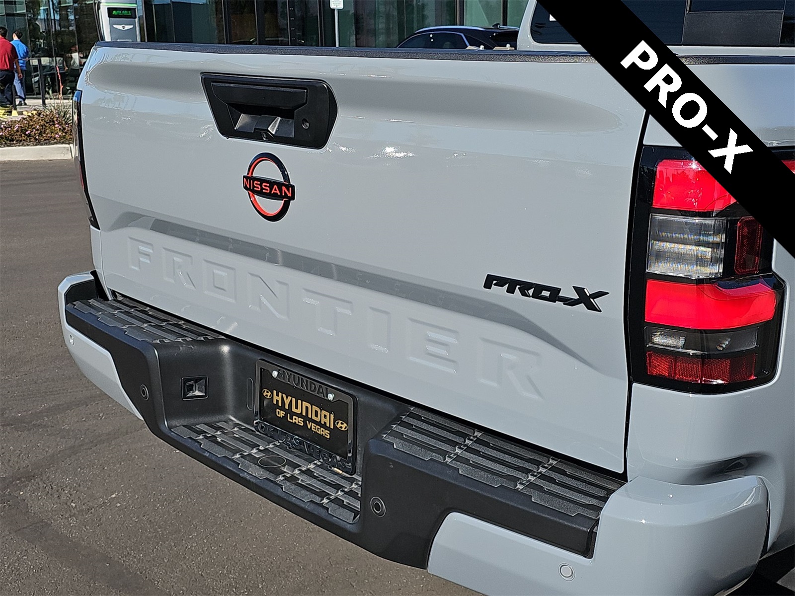 Thumbnail: 2024 Nissan Frontier - 11