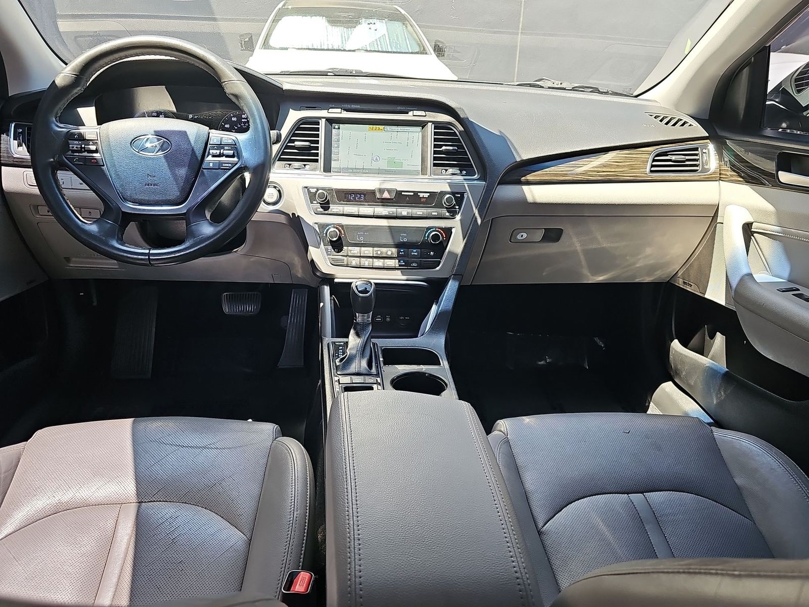 Thumbnail: 2017 Hyundai Sonata - 15