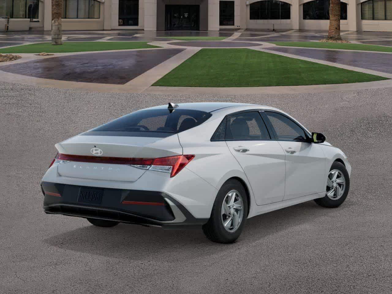 Thumbnail: 2026 Hyundai Elantra - 4
