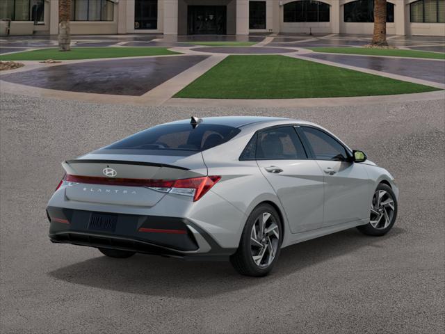 Thumbnail: 2025 Hyundai Elantra - 4