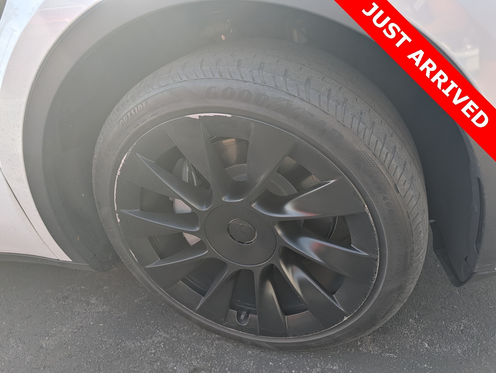 Thumbnail: 2021 Tesla Model Y - 9