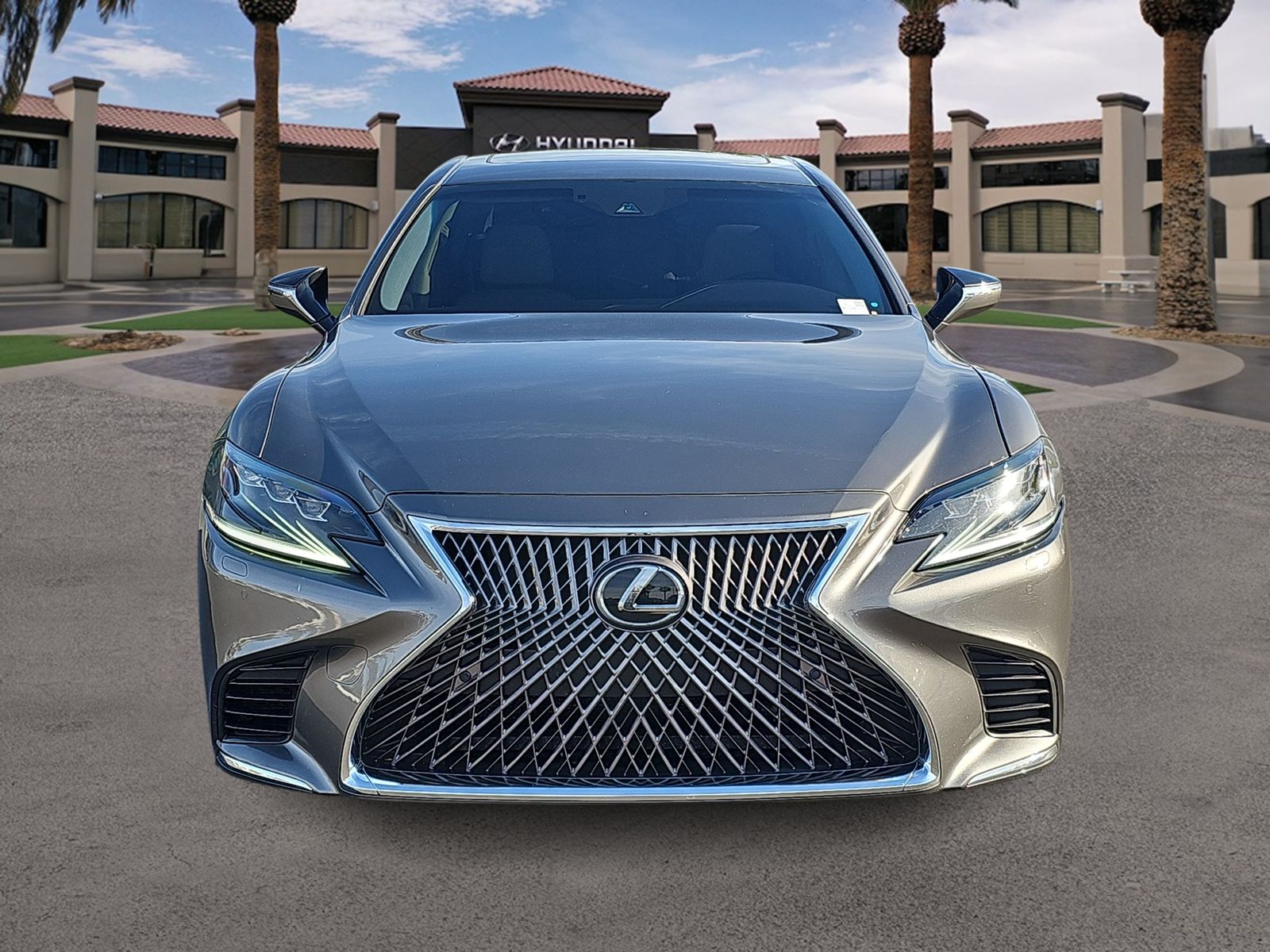 Thumbnail: 2019 Lexus LS - 3