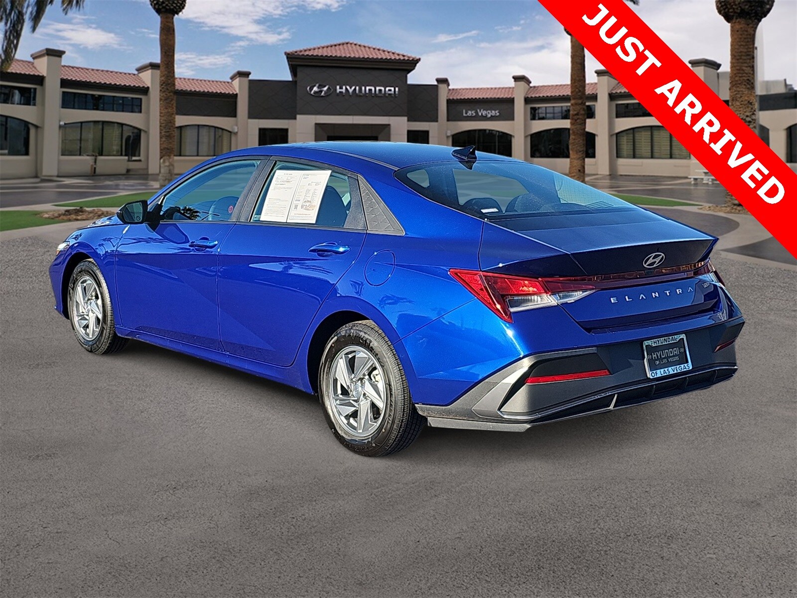 Thumbnail: 2024 Hyundai Elantra - 6