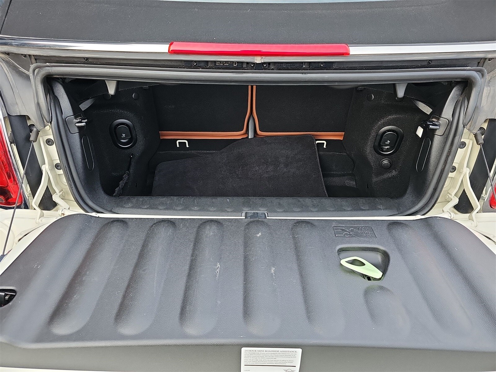 Thumbnail: 2022 MINI Cooper Convertible - 22