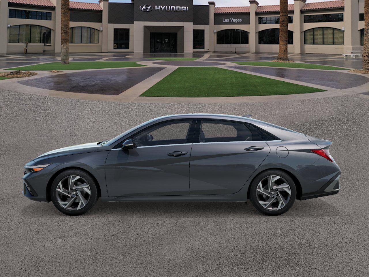 2025 Hyundai Elantra Limited photo 3