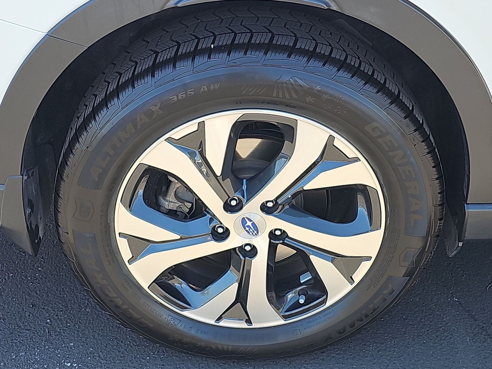 Thumbnail: 2020 Subaru Outback - 13