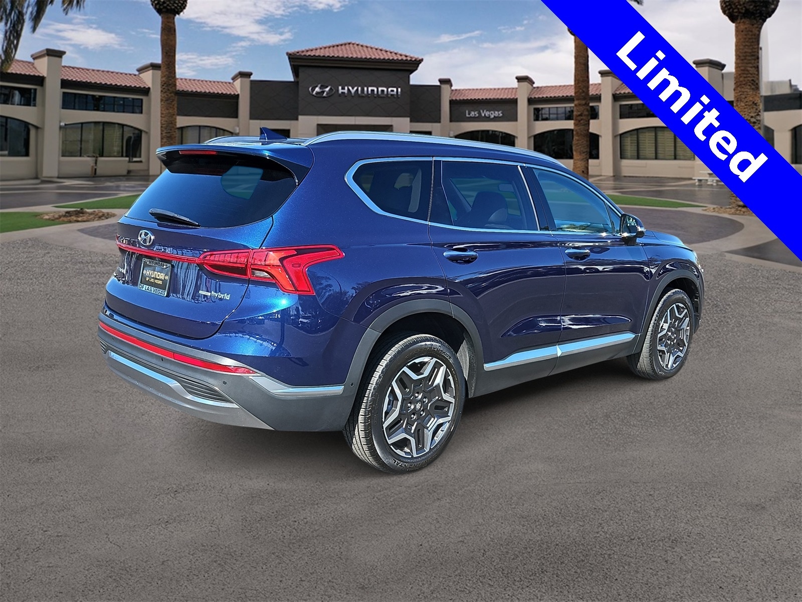 Thumbnail: 2023 Hyundai Santa Fe - 8