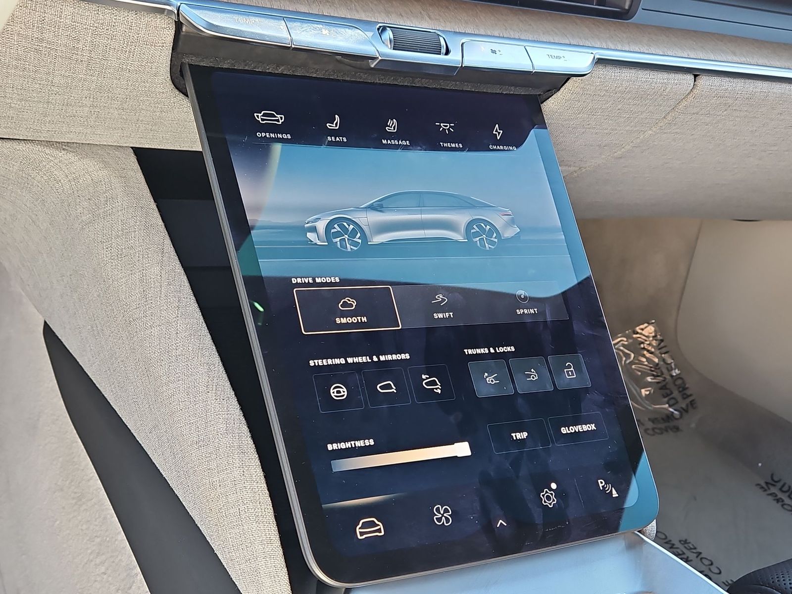 Thumbnail: 2024 Lucid Air - 29