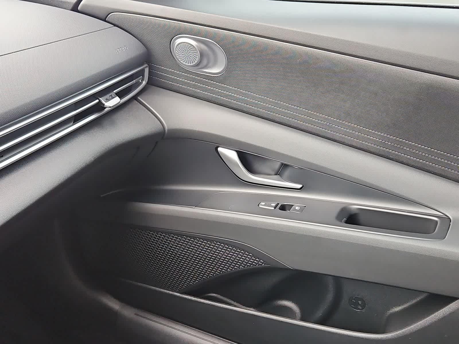 Thumbnail: 2026 Hyundai Elantra - 27