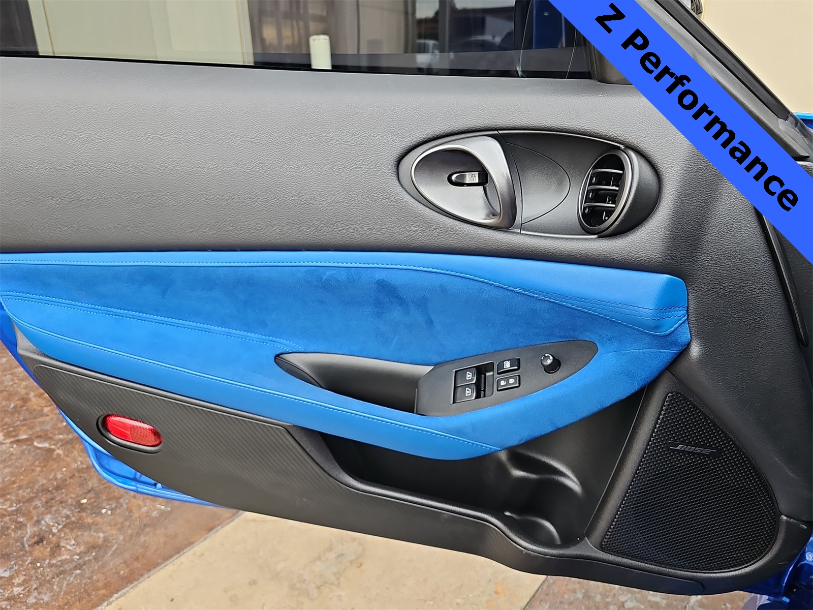 Thumbnail: 2024 Nissan Z - 25