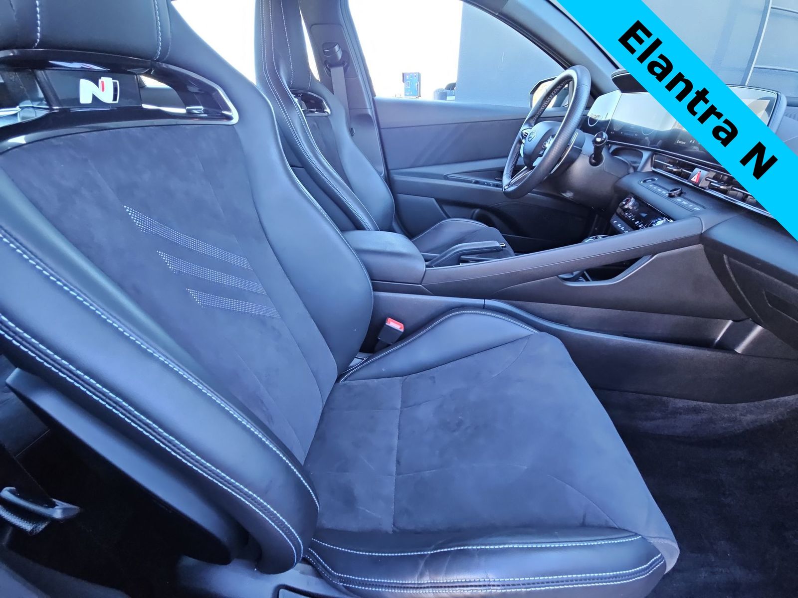 Thumbnail: 2025 Hyundai Elantra - 18