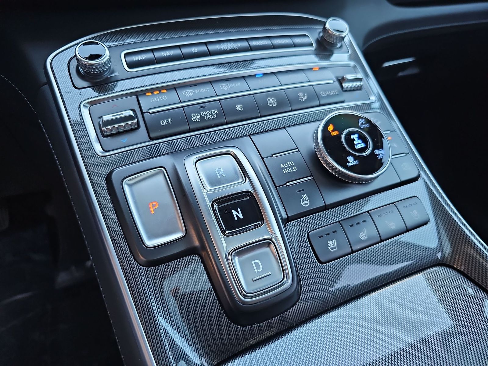 Thumbnail: 2023 Hyundai Santa Fe - 21