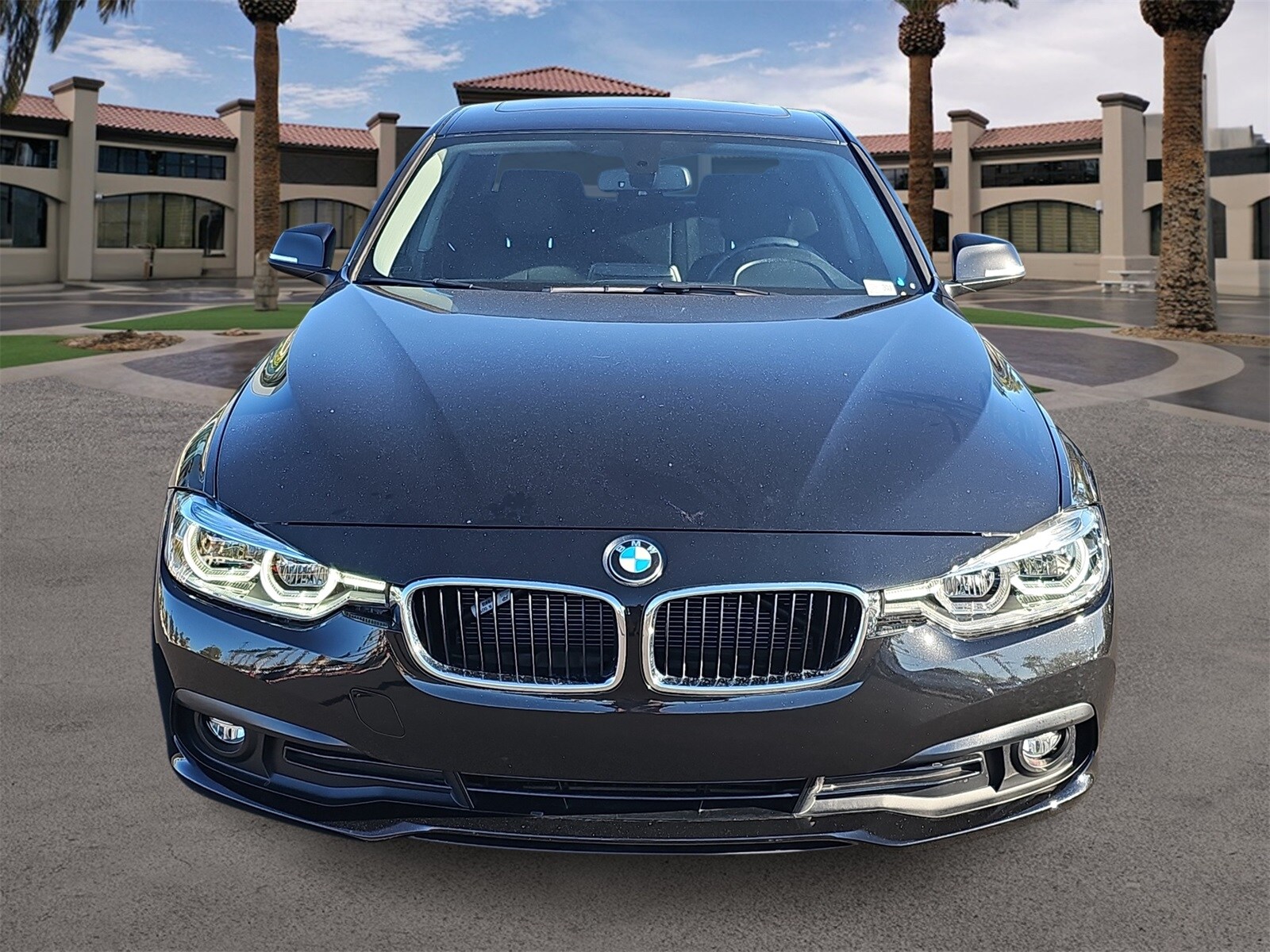 2018 Bmw 320i Sedan photo 3