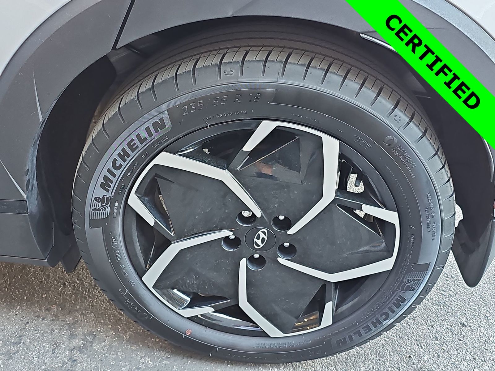 Thumbnail: 2024 Hyundai Ioniq 5 - 12