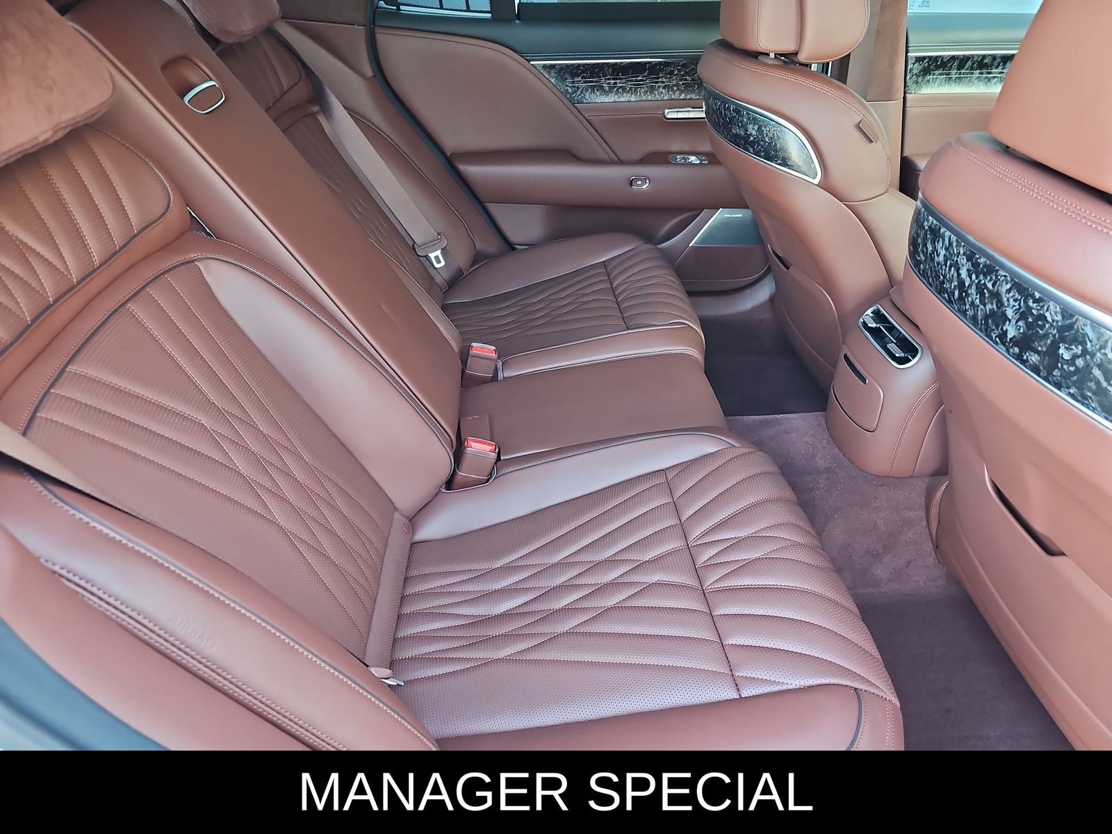 2025 GENESIS G90 Base - Photo 17