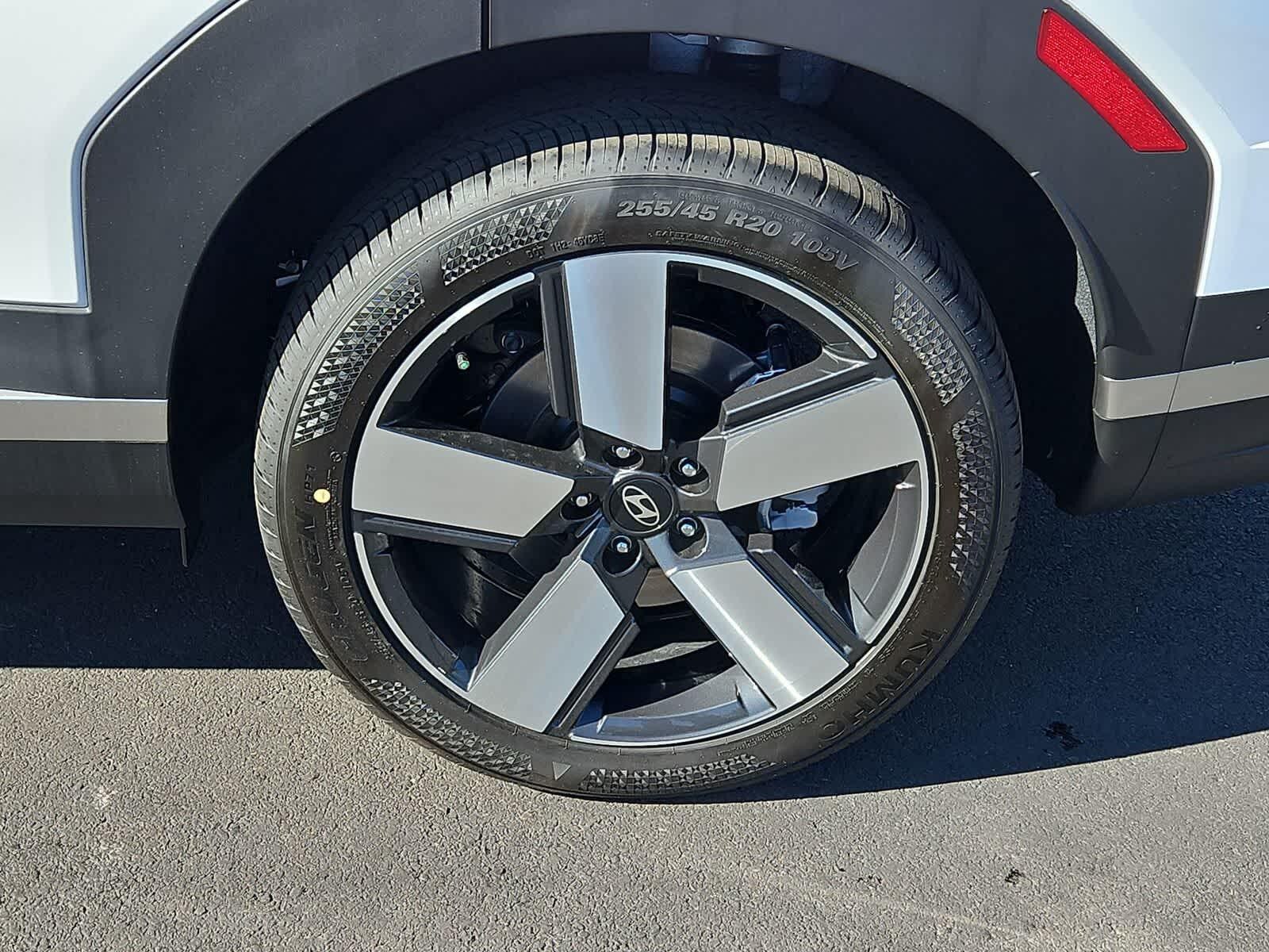 Thumbnail: 2026 Hyundai Santa Fe - 12