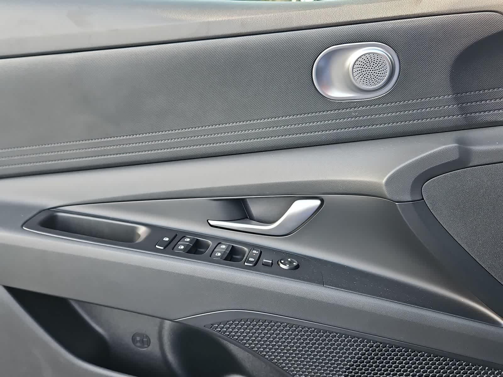 Thumbnail: 2026 Hyundai Elantra - 28