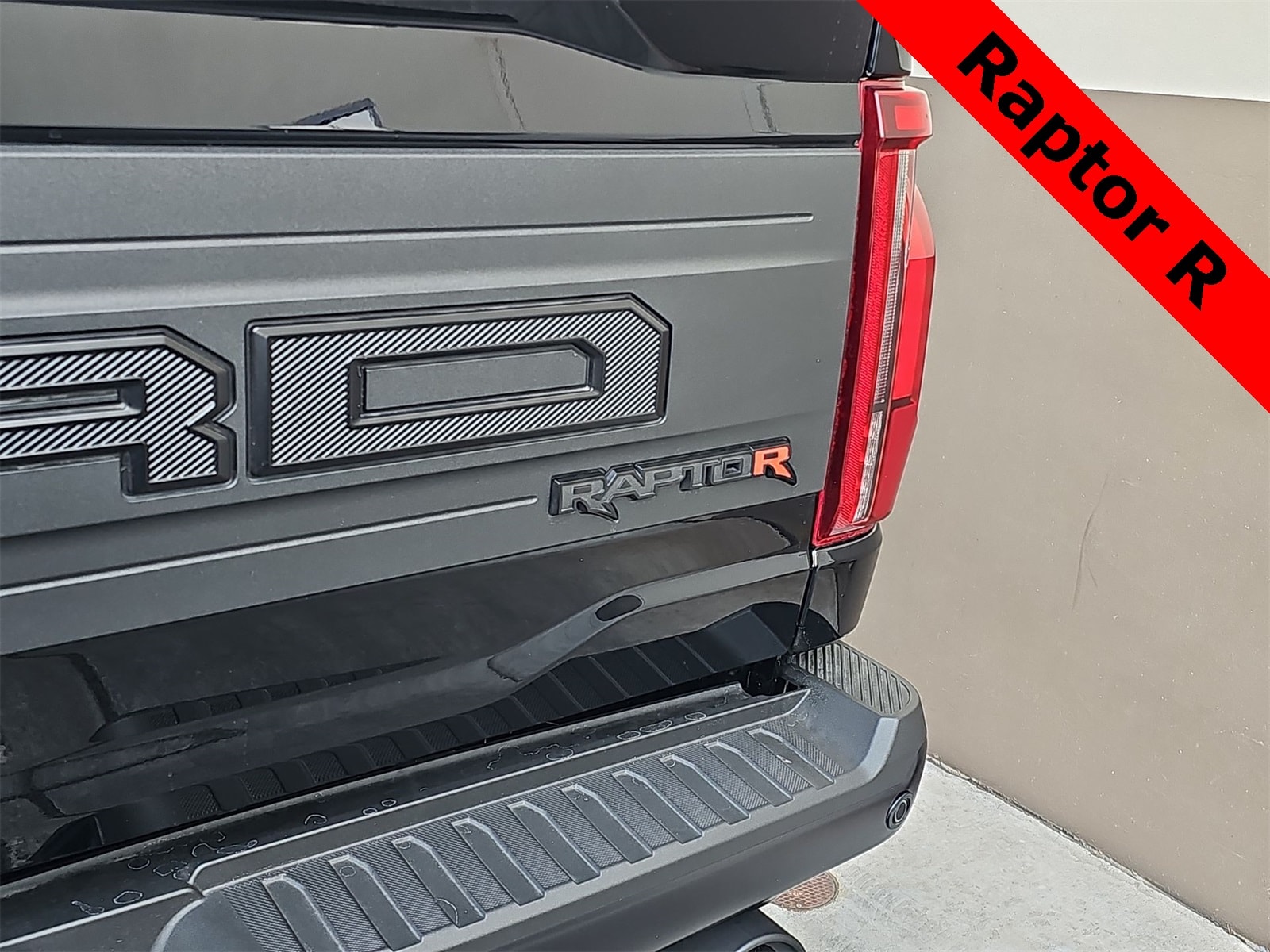 Thumbnail: 2024 Ford F-150 - 11