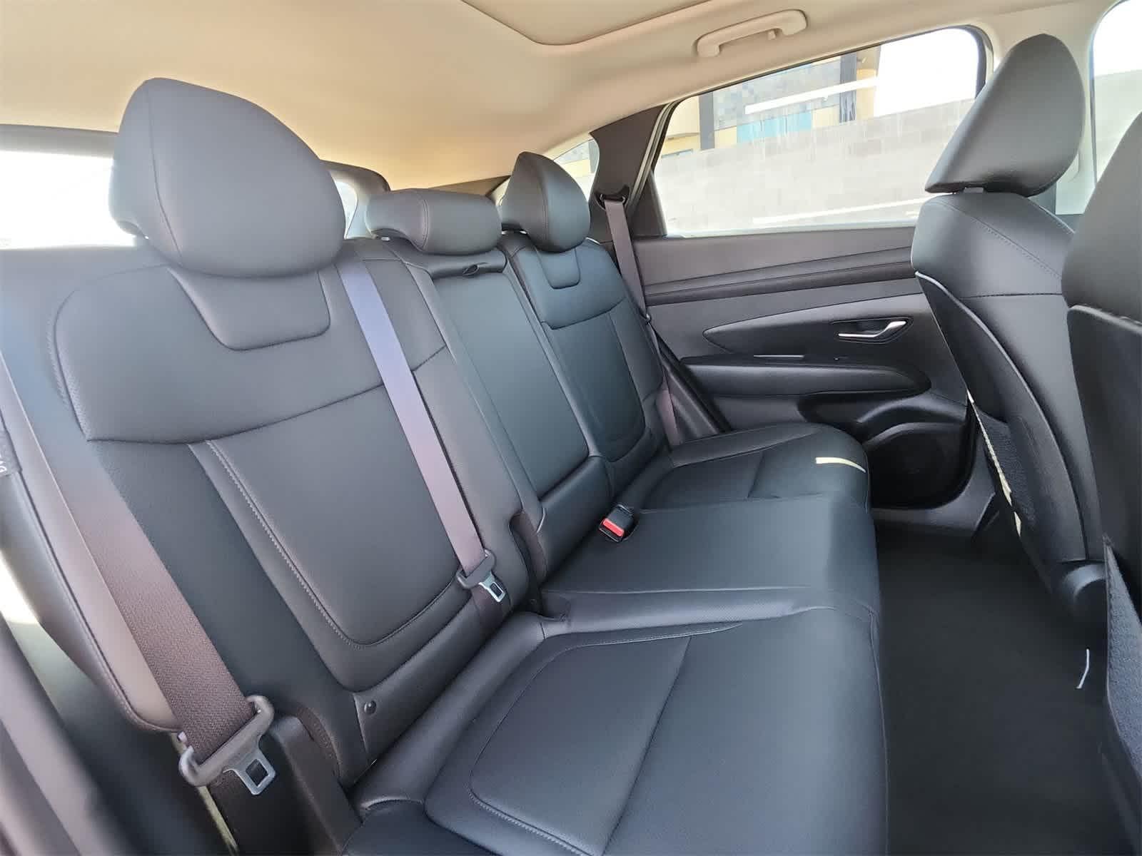 Thumbnail: 2025 Hyundai Tucson - 17