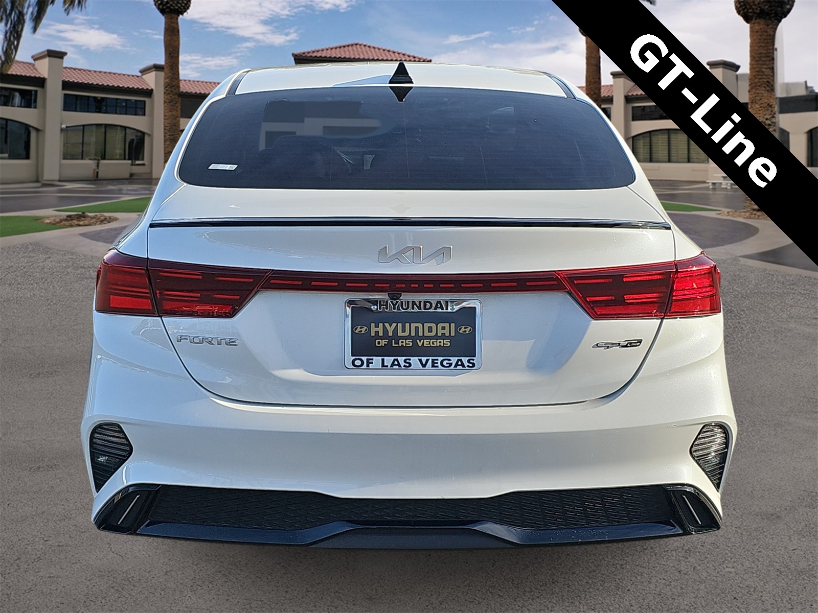 Thumbnail: 2023 Kia Forte - 7