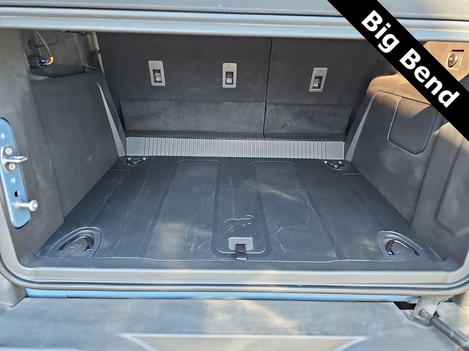 Thumbnail: 2024 Ford Bronco - 22