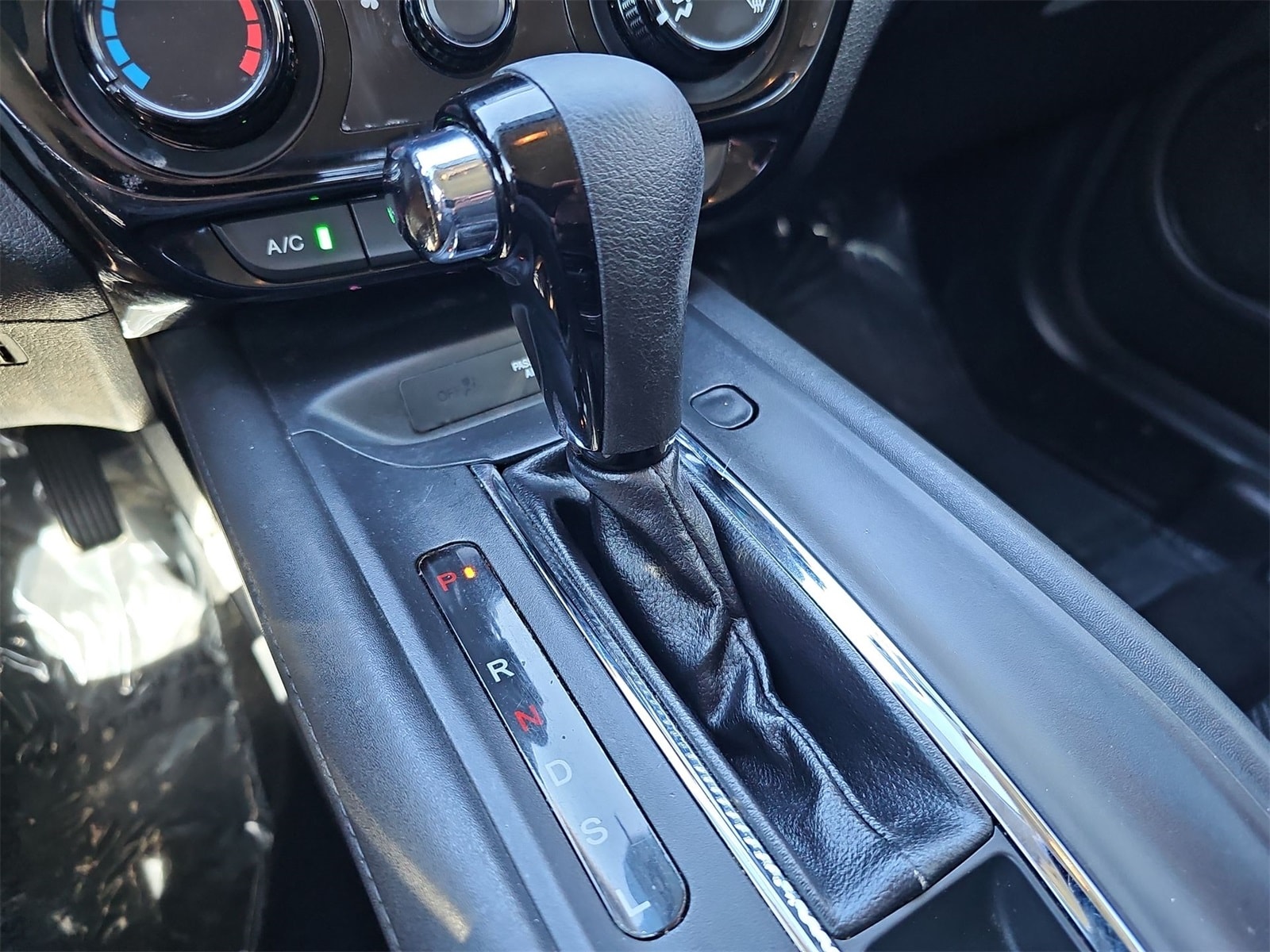Thumbnail: 2016 Honda HR-V - 21