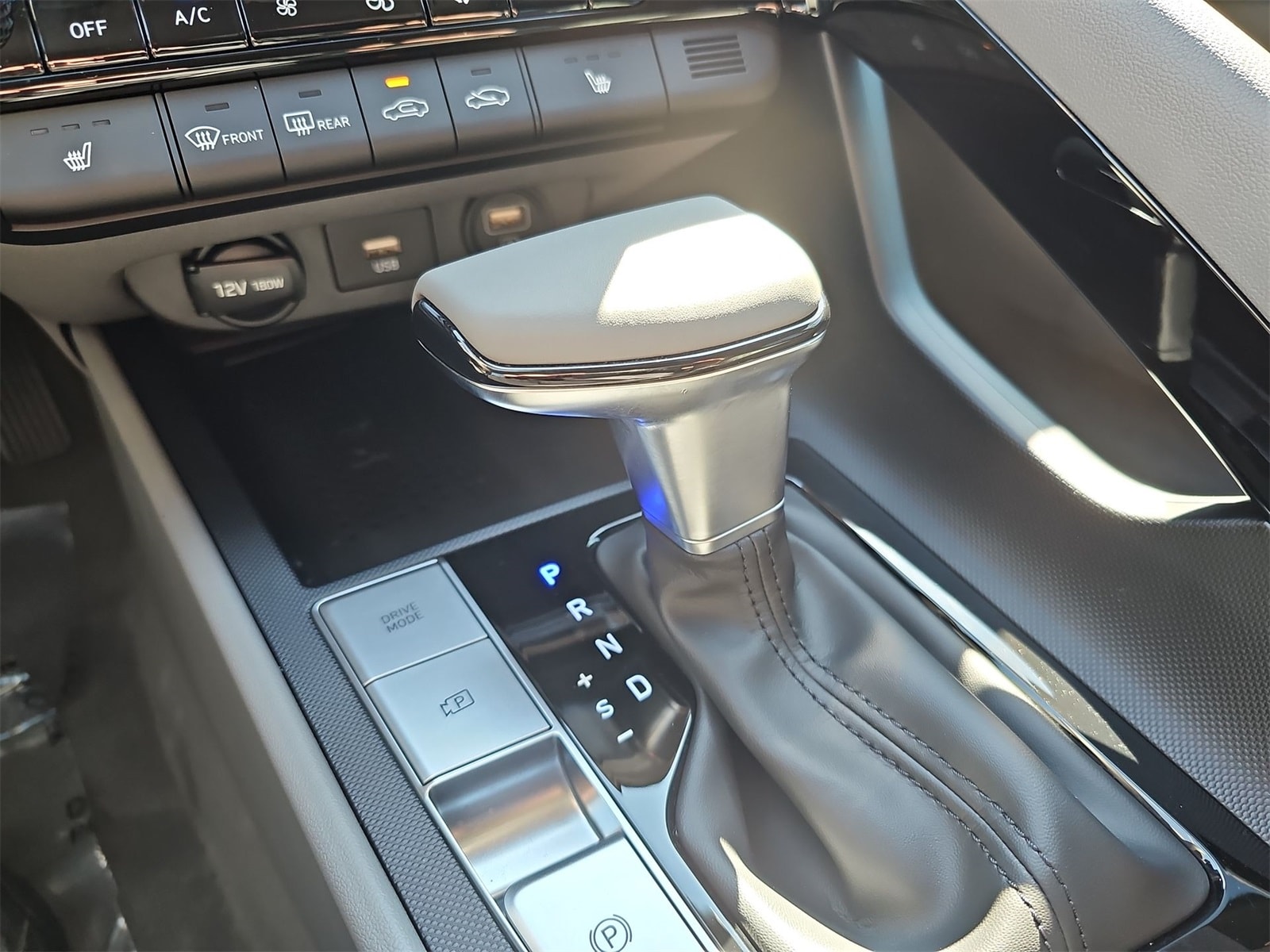 Thumbnail: 2023 Hyundai Elantra - 21