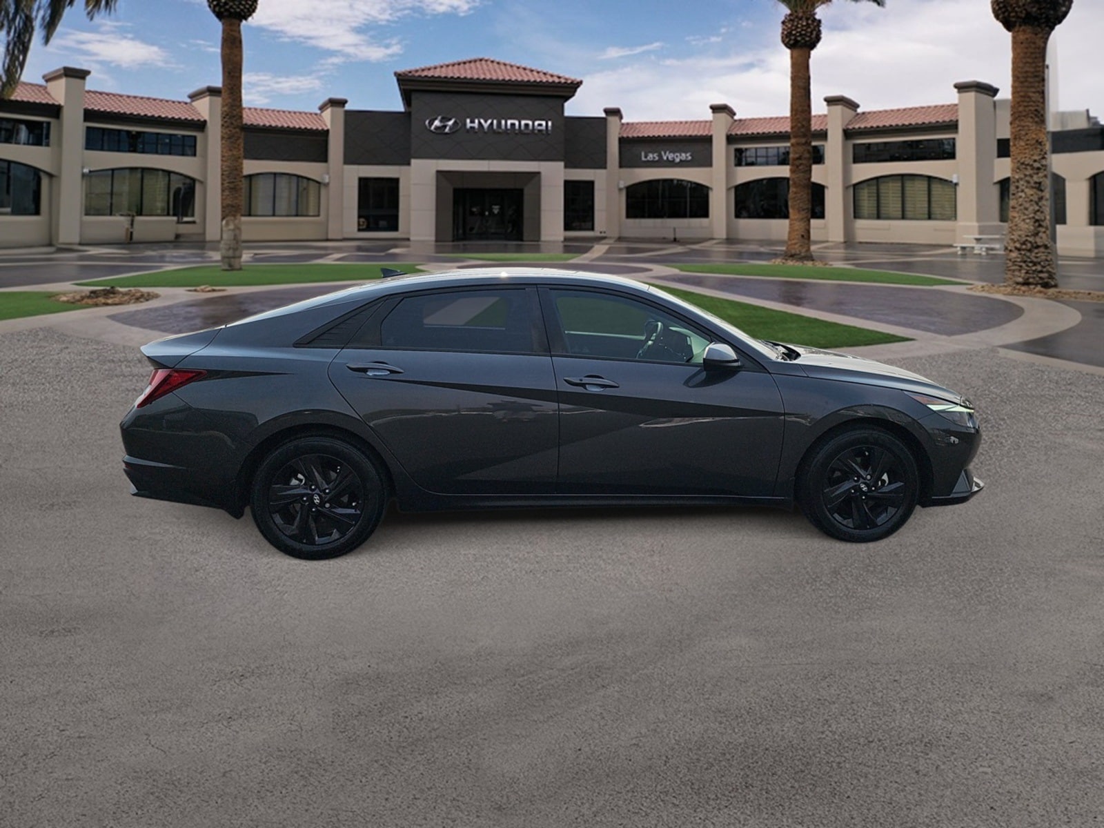 Thumbnail: 2023 Hyundai Elantra - 10