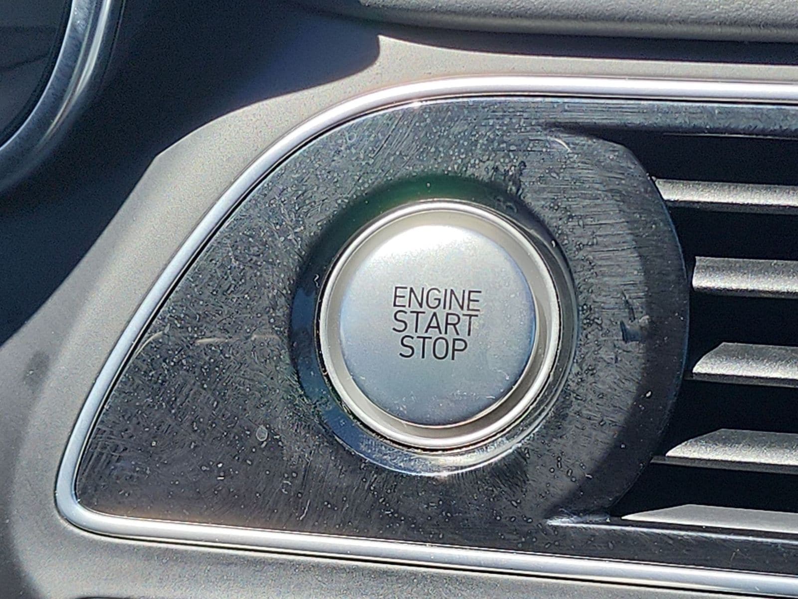 Thumbnail: 2023 Genesis G70 - 24