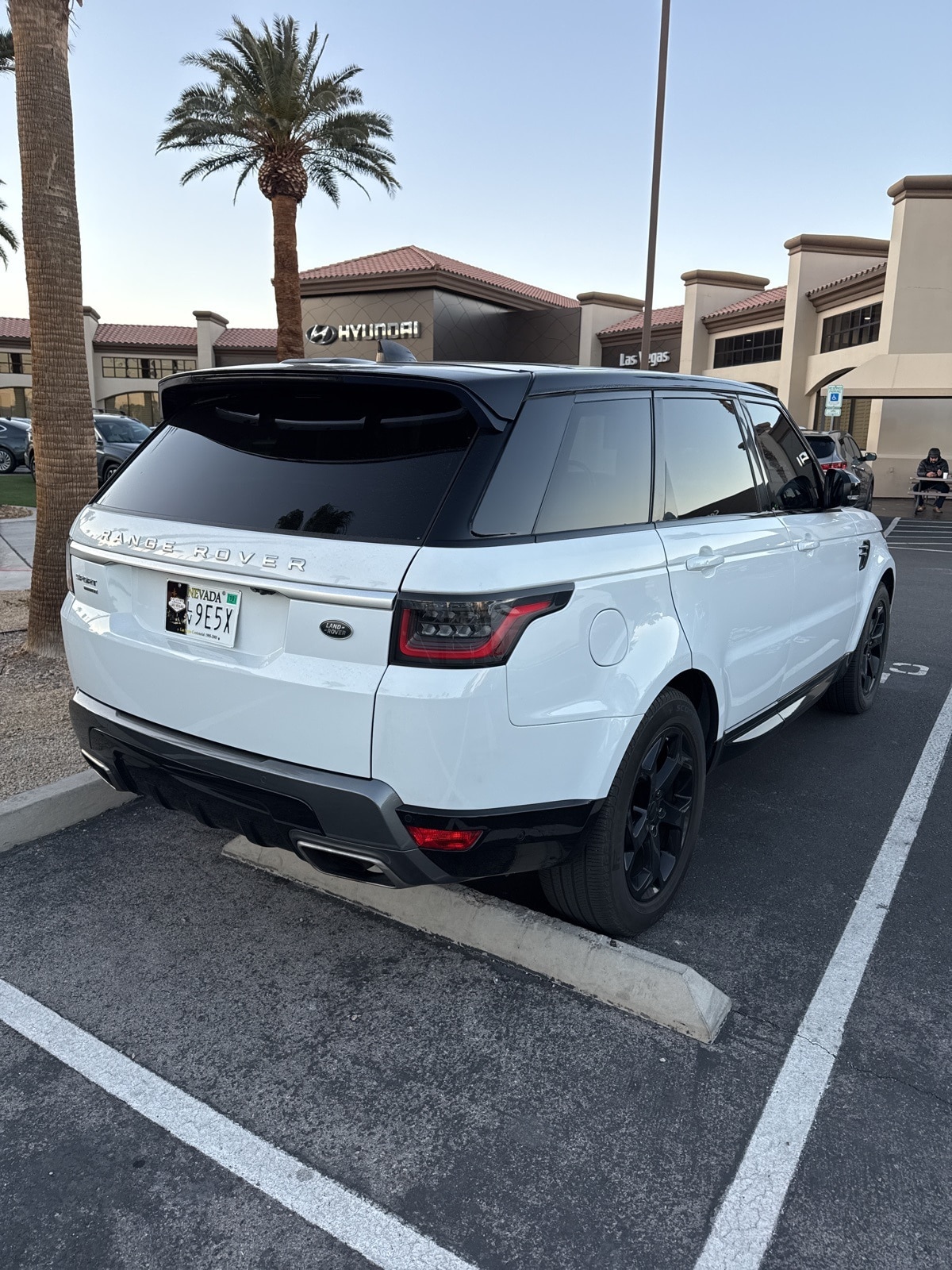 Thumbnail: 2019 Land Rover Range Rover Sport - 6