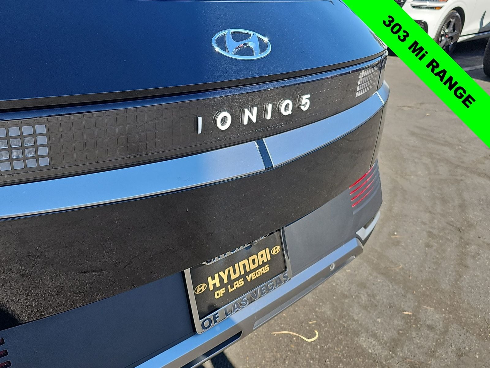 Thumbnail: 2024 Hyundai Ioniq 5 - 11