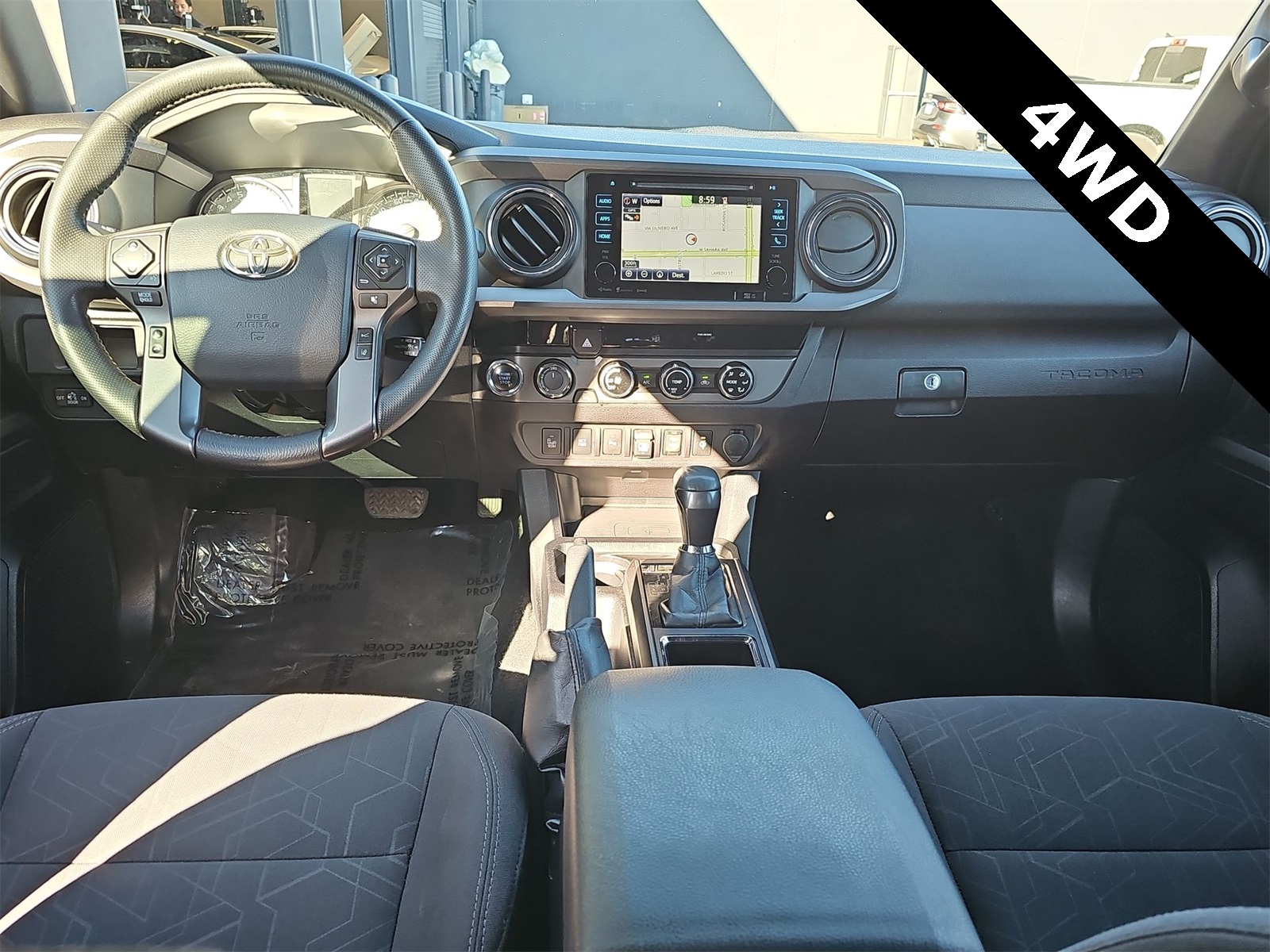 Thumbnail: 2018 Toyota Tacoma - 14