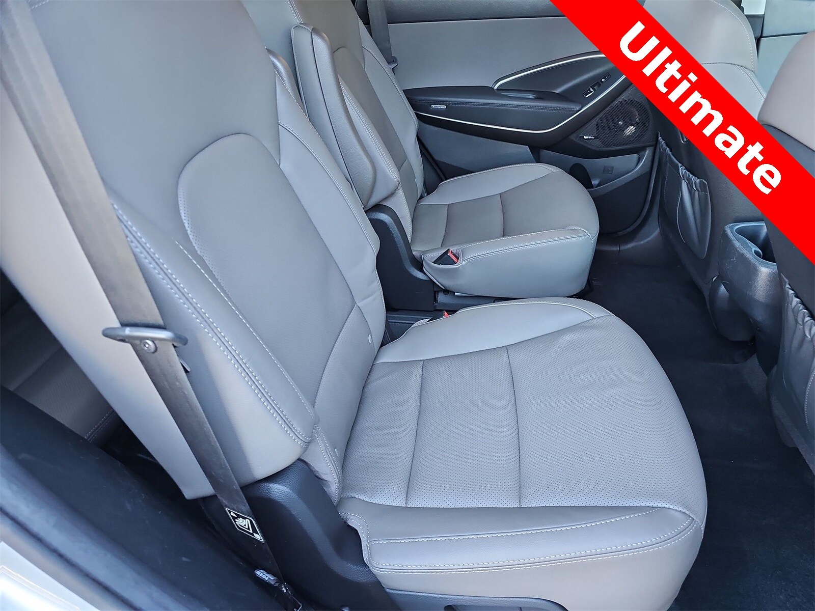 Thumbnail: 2018 Hyundai Santa Fe - 17