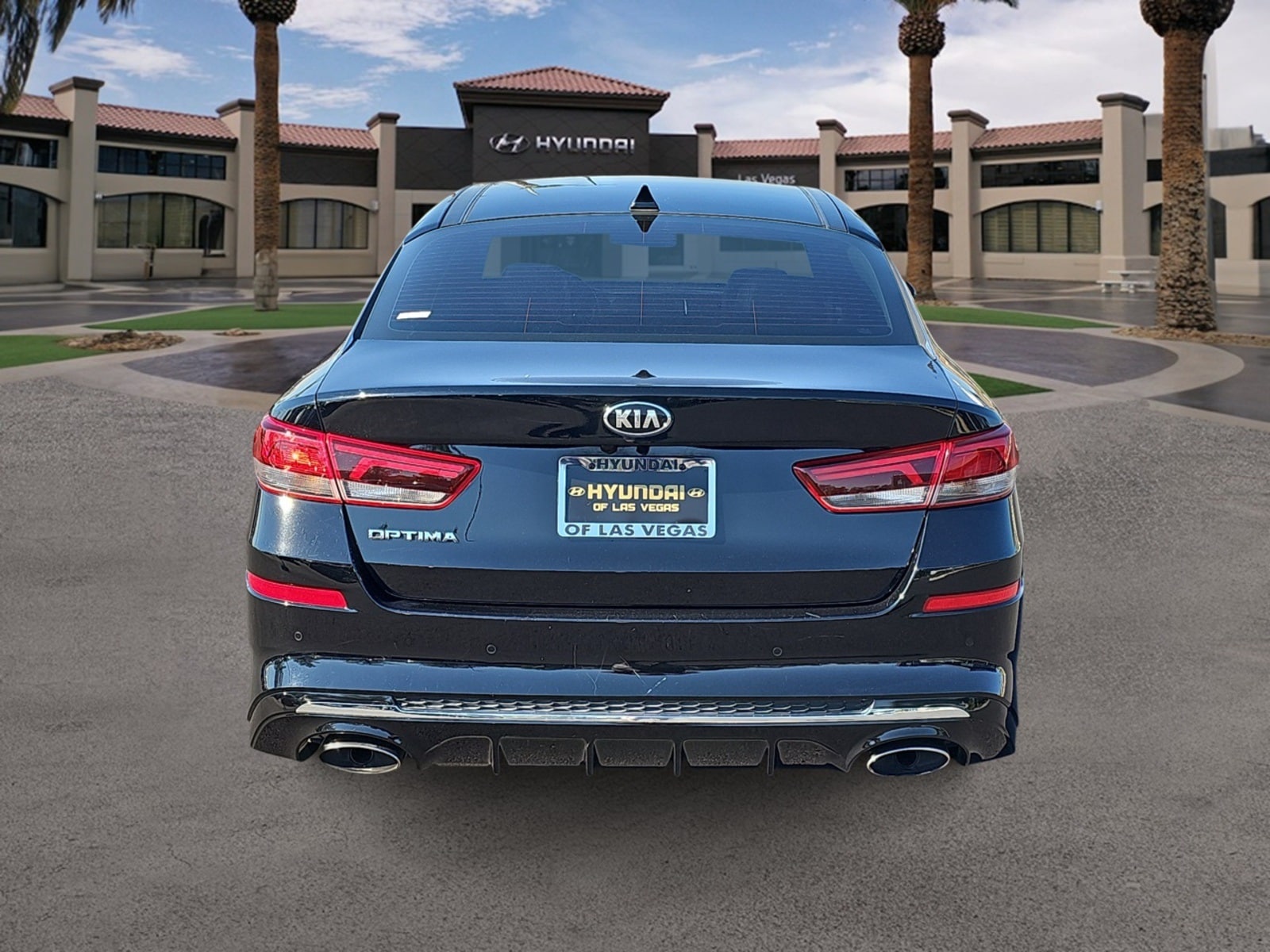 Thumbnail: 2020 Kia Optima - 8