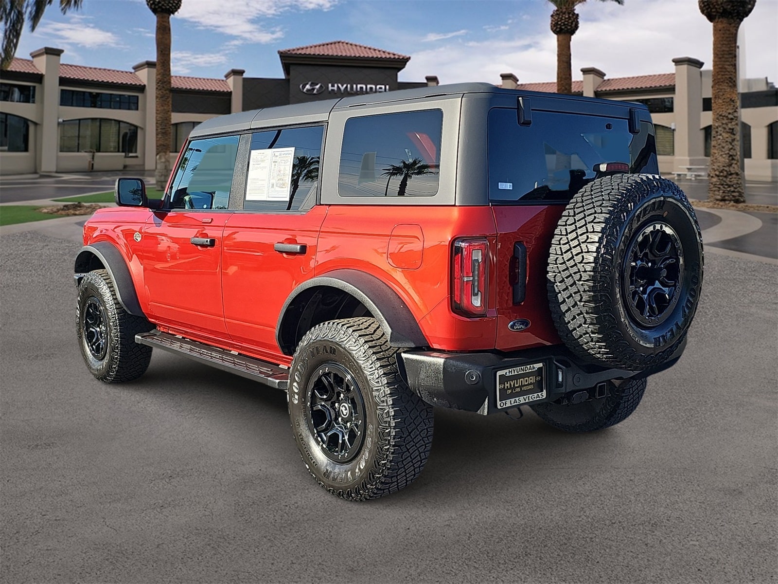 Thumbnail: 2022 Ford Bronco - 6