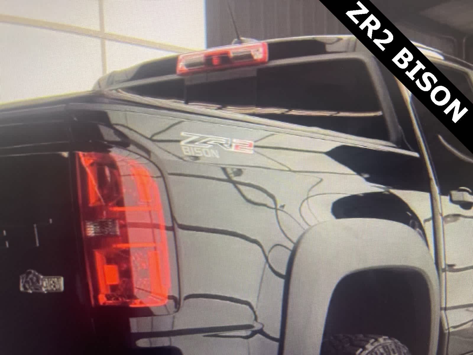 Thumbnail: 2022 Chevrolet Colorado - 5