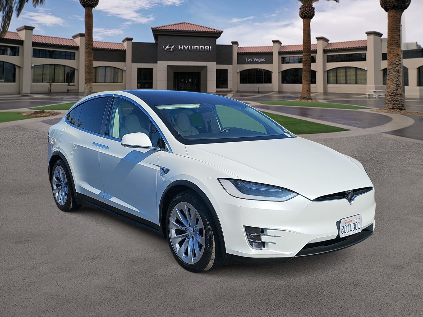Used 2018 Tesla Model X 75D with VIN 5YJXCDE28JF092081 for sale in Las Vegas, NV