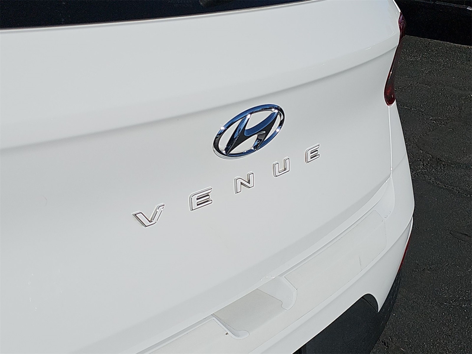 Thumbnail: 2021 Hyundai Venue - 11