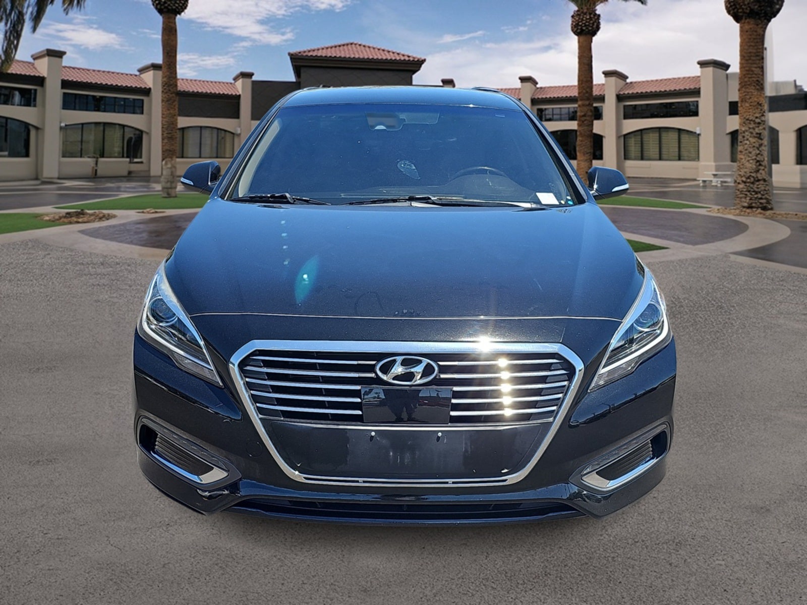 Thumbnail: 2017 Hyundai Sonata - 4