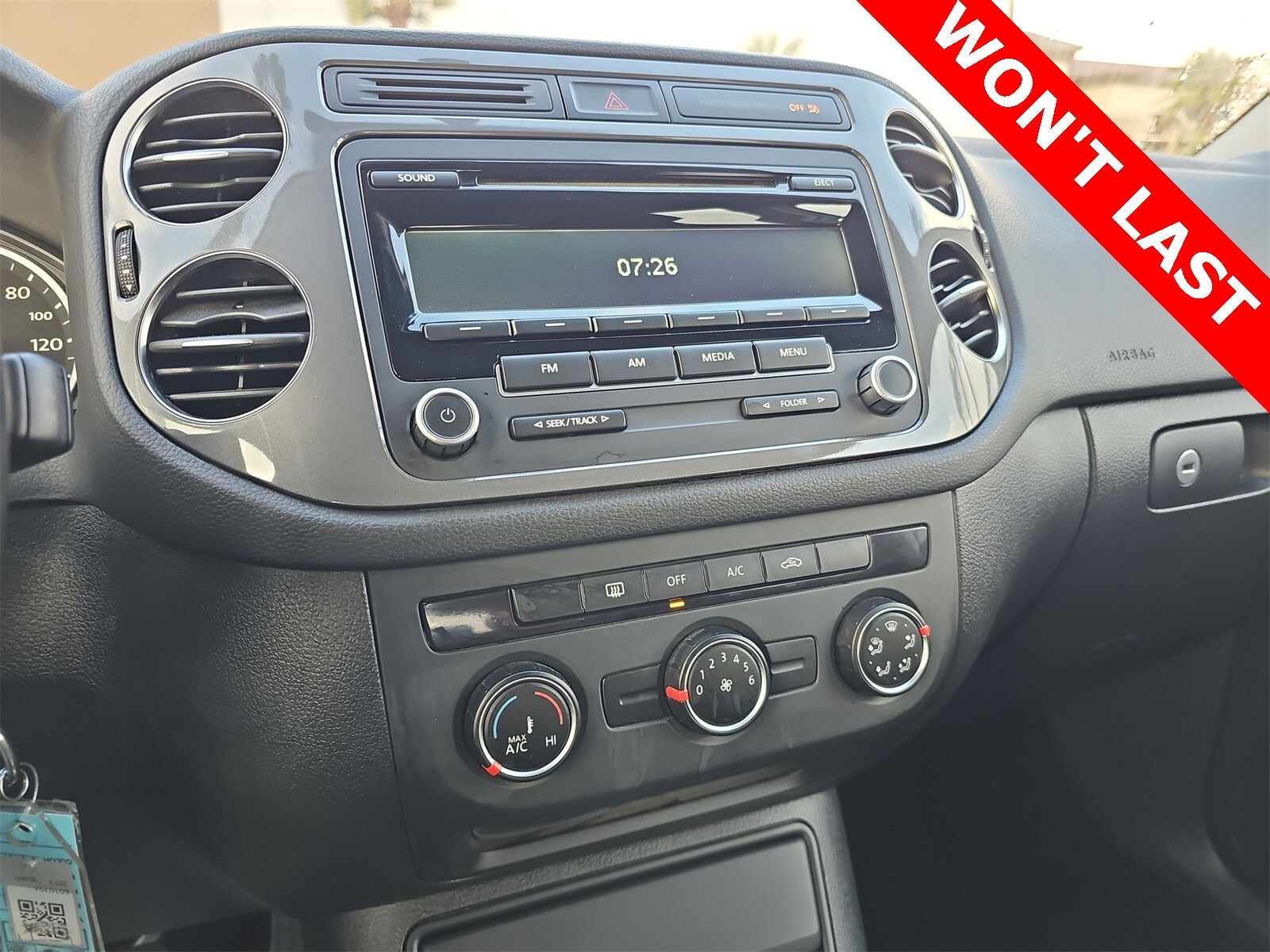 Thumbnail: 2013 Volkswagen Tiguan - 20