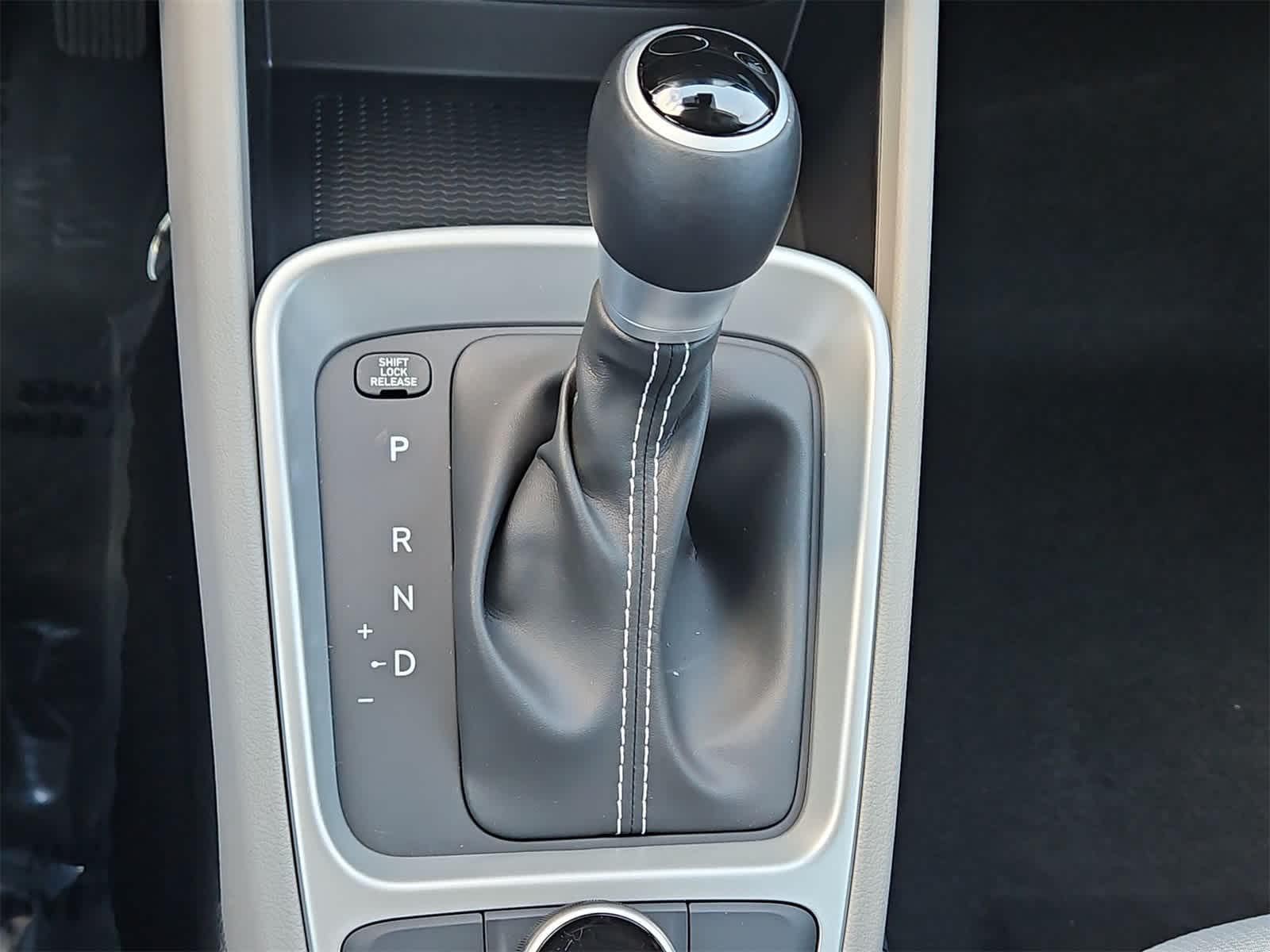 Thumbnail: 2025 Hyundai Venue - 21