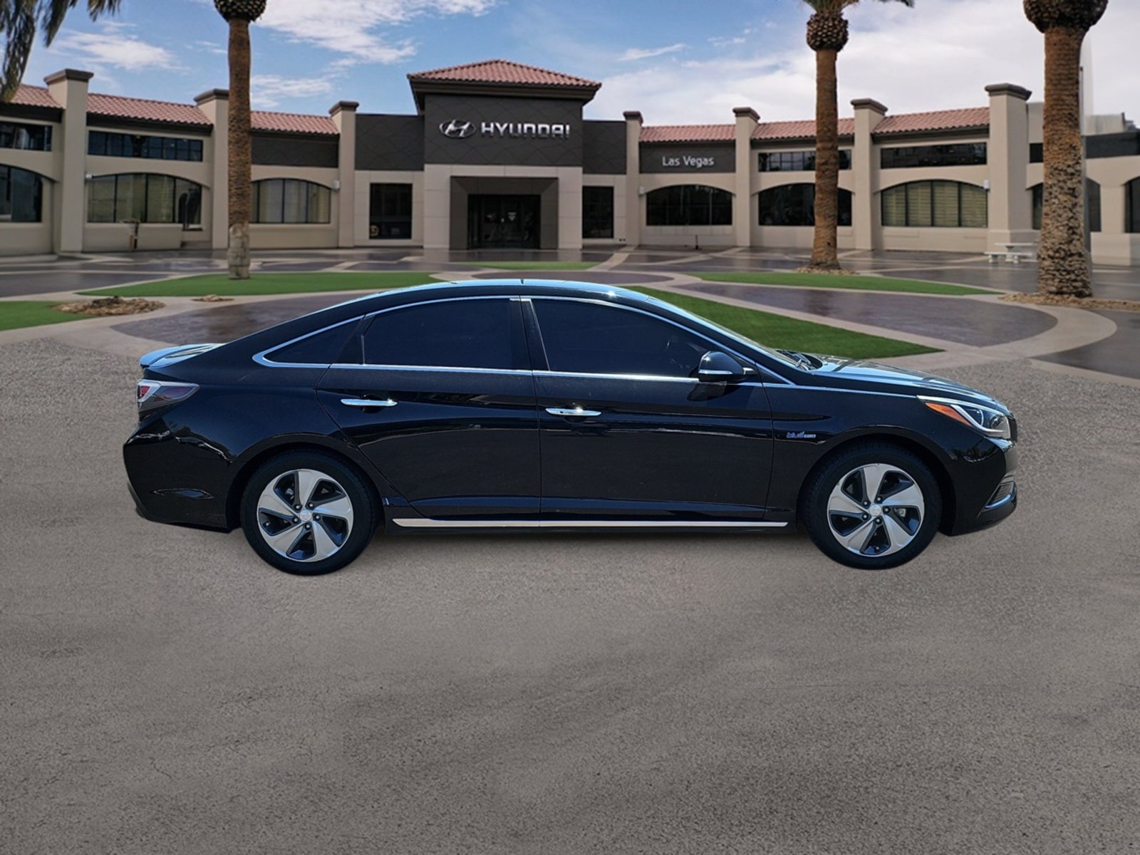 Thumbnail: 2017 Hyundai Sonata - 10