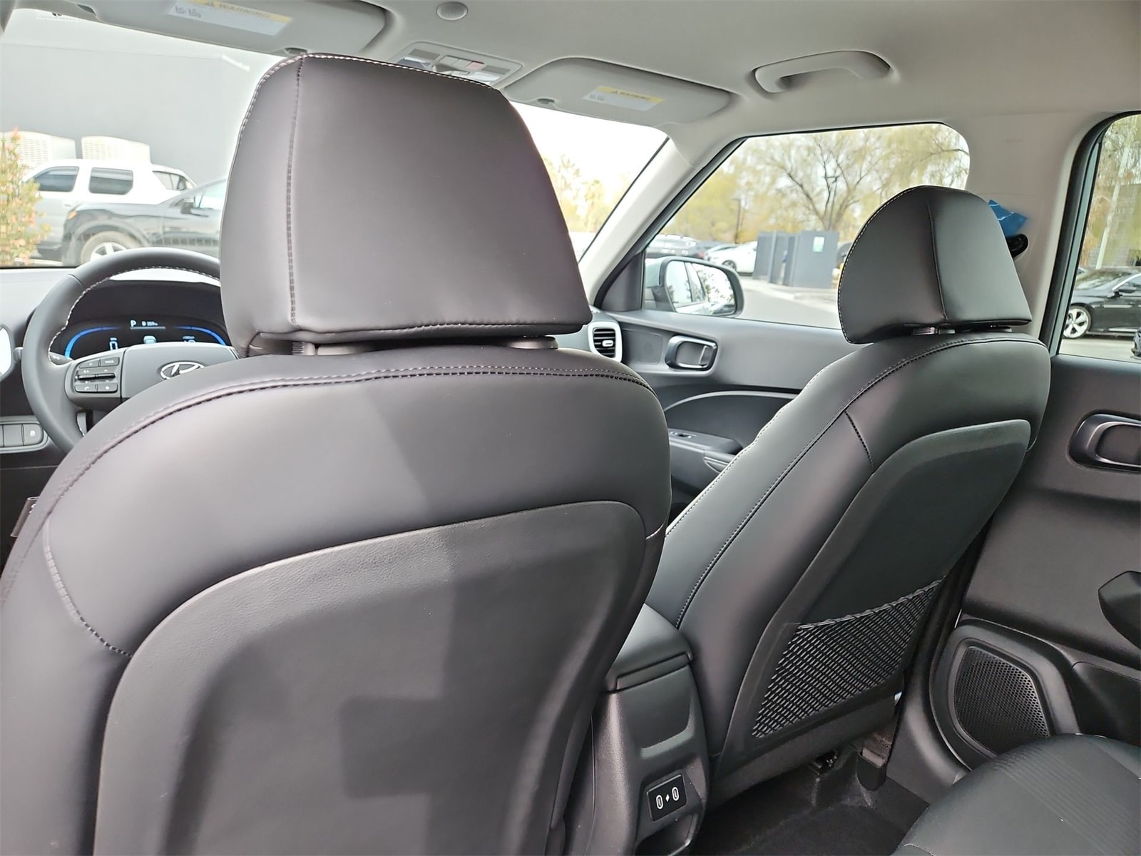 Thumbnail: 2025 Hyundai Venue - 16