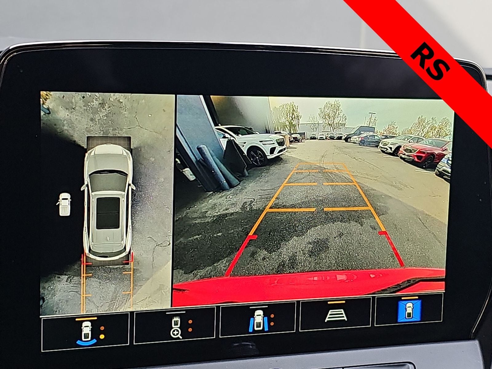 Thumbnail: 2024 Chevrolet Blazer - 26