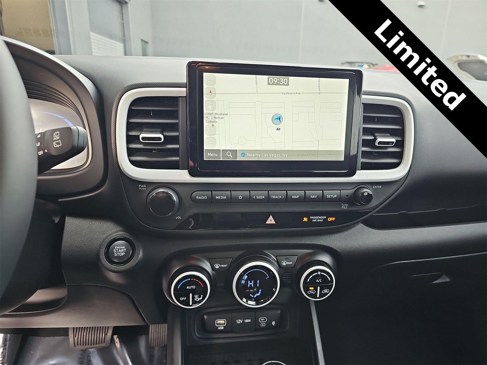 Thumbnail: 2024 Hyundai Venue - 20