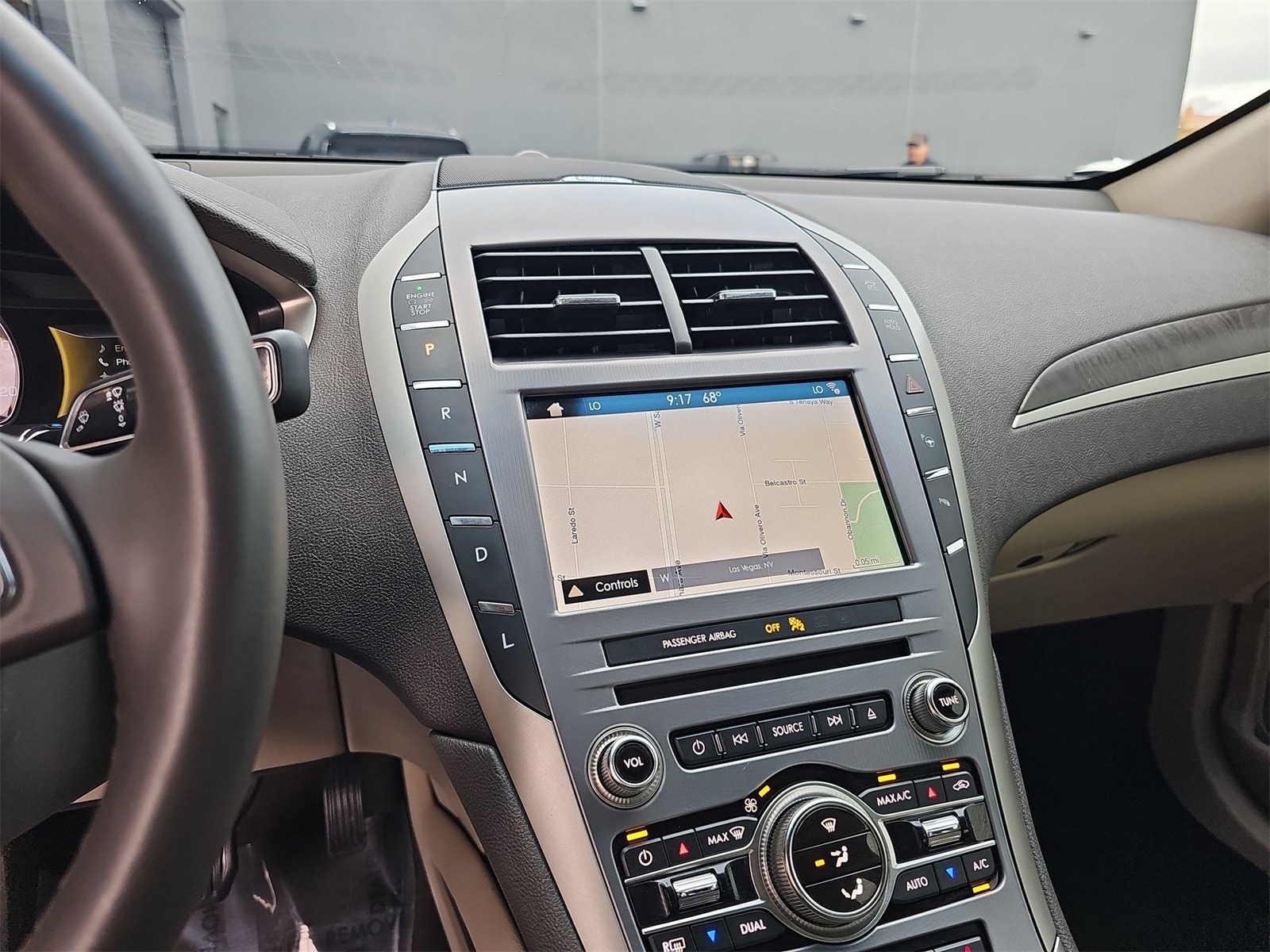 Thumbnail: 2019 Lincoln MKZ - 20